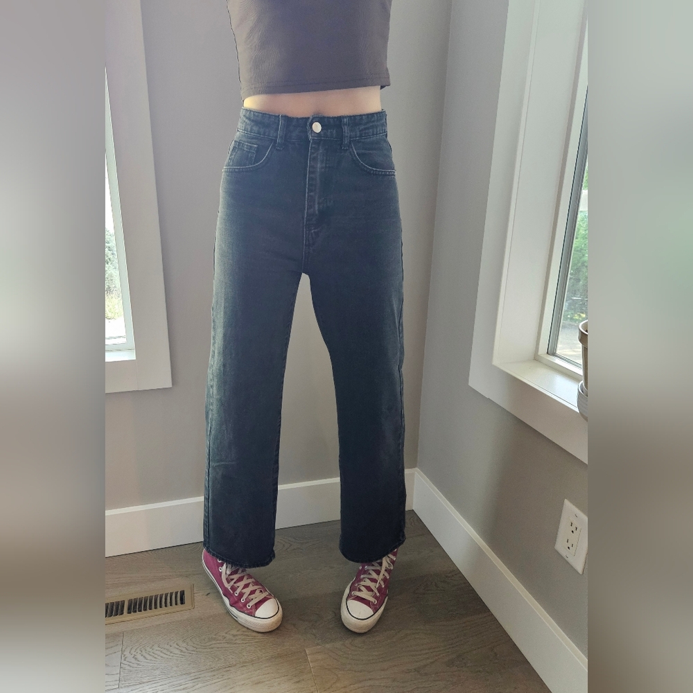 Bundle 5/$25- Add to a bundle, and I'll make an offer  Stylish Black Denim Jeans